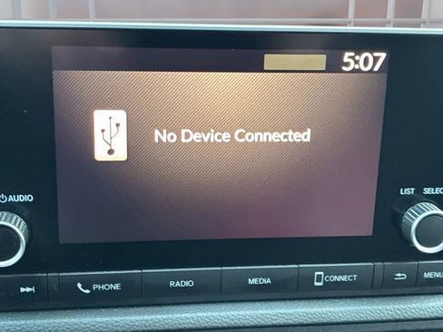 Used 2025 Honda CR-V LX image 32