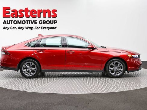 Used 2023 Honda Accord EX image 4