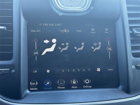 Certified 2022 Chrysler 300 Touring image 27