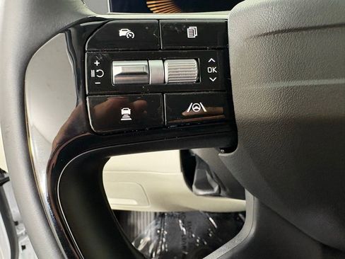 Used 2026 Kia Sorento S image 23