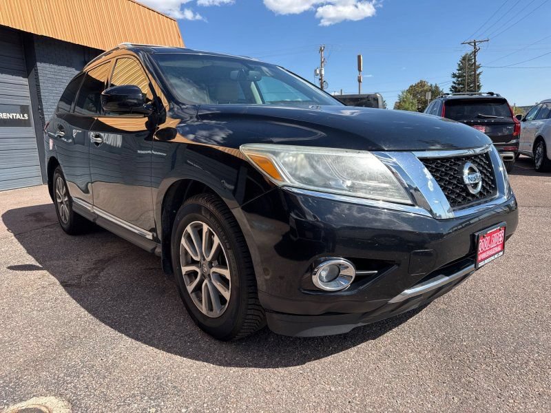 Used 2013 Nissan Pathfinder SL AWD/4WD image 7