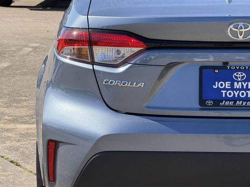 Certified 2026 Toyota Corolla LE FWD image 10