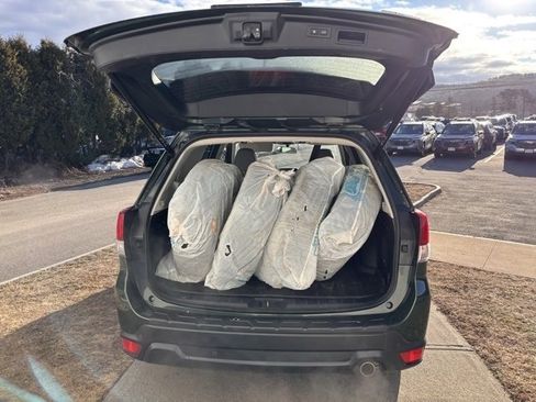 Certified 2022 Subaru Forester Limited image 14