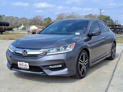 Used 2017 Honda Accord Sport Special Edition image 3