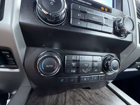 Used 2019 Ford F350 Lariat AWD/4WD image 24