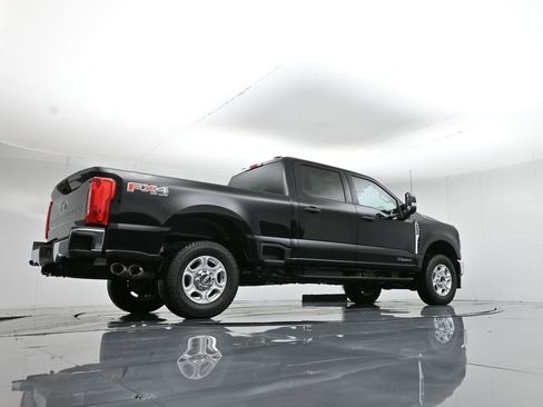 New 2026 Ford F250 XLT w/ FX4 Off-Road Package image 48
