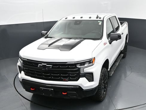 Used 2024 Chevrolet Silverado 1500 LT Trail Boss w/ Convenience Package II AWD/4WD image 26