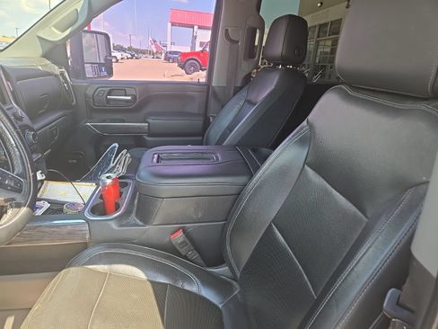 Used 2020 Chevrolet Silverado 2500 LTZ w/ LTZ Texas Edition AWD/4WD image 12