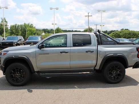 New 2026 Chevrolet Colorado Trail Boss w/ Midnight Edition AWD/4WD image 30