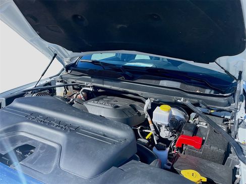 Used 2024 RAM 2500 Tradesman w/ Chrome Appearance Group image 30