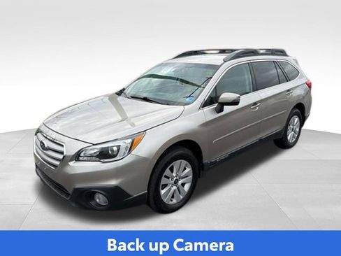 Used 2016 Subaru Outback 2.5i Premium AWD/4WD image 9
