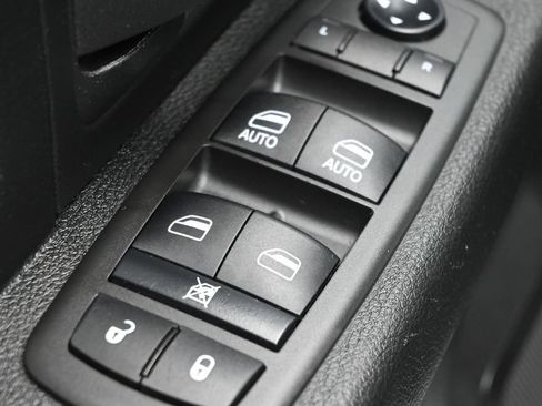 Used 2021 RAM 2500 Tradesman AWD/4WD image 13