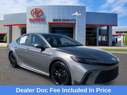 Used 2025 Toyota Camry SE w/ Convenience Package