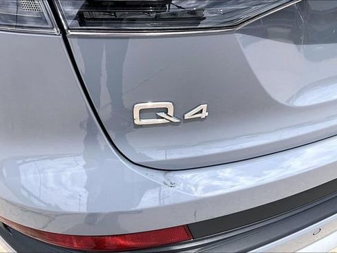 Used 2024 Audi Q4 e-tron Premium Plus w/ Premium Plus RWD image 33