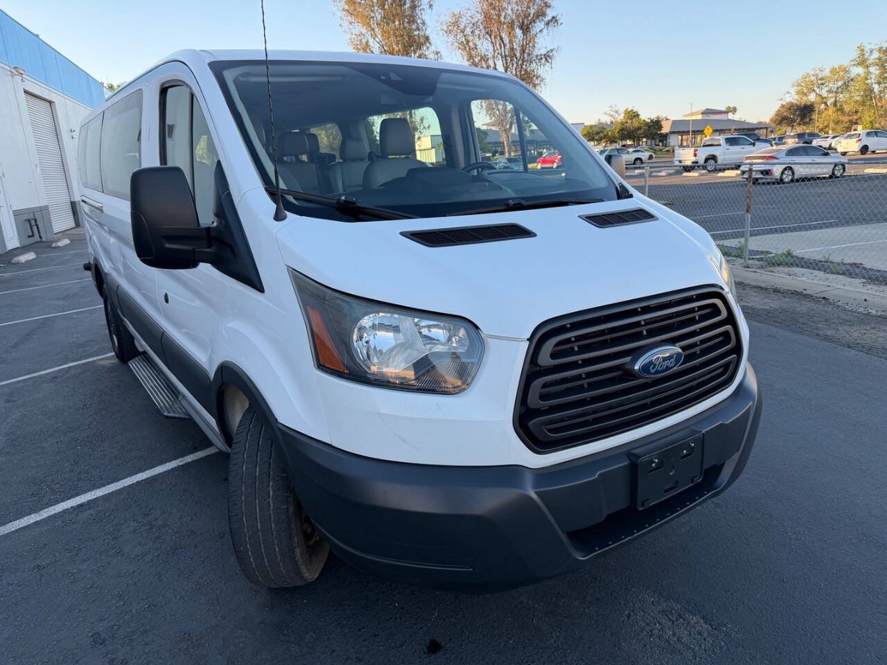 Used 2017 Ford Transit 350 XL RWD image 11