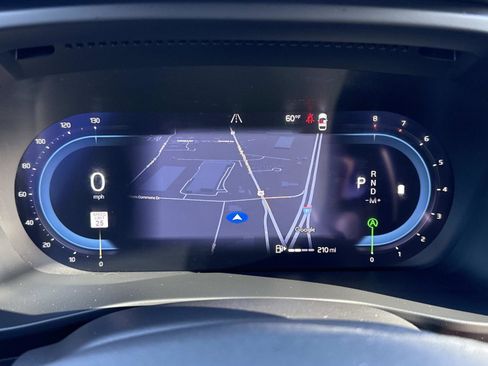 Used 2024 Volvo XC40 B5 Plus w/ Protection Package Premier image 12