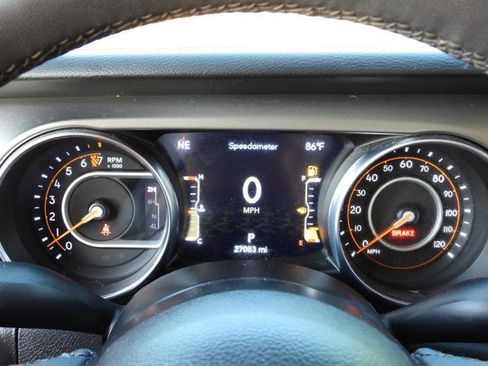 Used 2023 Jeep Gladiator Sport AWD/4WD image 74