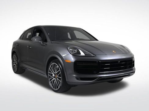 Used 2022 Porsche Cayenne Turbo AWD/4WD image 9