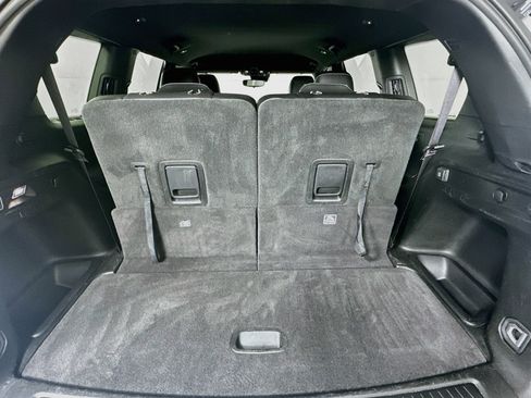 Used 2023 Jeep Grand Cherokee L Laredo RWD image 25