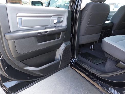 Used 2023 RAM 1500 Classic SLT w/ Electronics Convenience Group AWD/4WD image 21