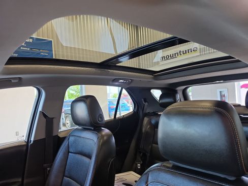 Used 2020 Chevrolet Equinox Premier AWD/4WD image 14