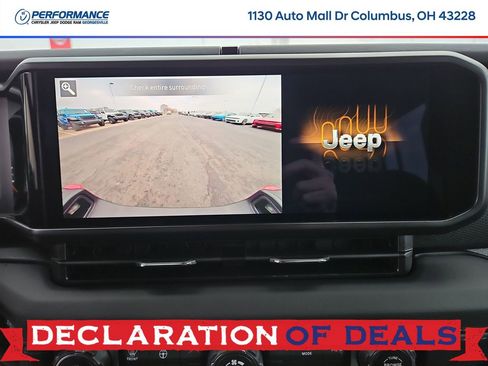 New 2026 Jeep Gladiator Mojave w/ Steel Bumper Group AWD/4WD image 24