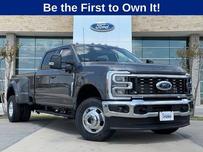 New 2026 Ford F350 Lariat w/ Lariat Premium Package
