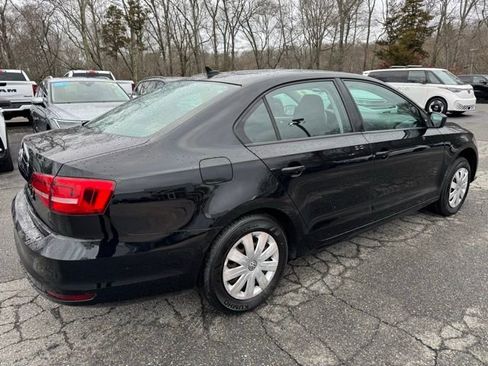 Used 2015 Volkswagen Jetta S image 5