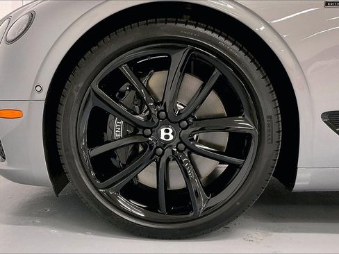 New 2024 Bentley Continental GT image 17