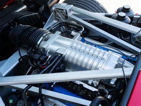 Used 2005 Ford GT RWD image 67