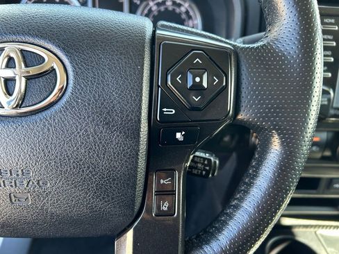 Used 2024 Toyota 4Runner TRD Off-Road Premium AWD/4WD image 12