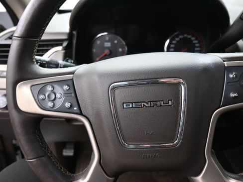 Used 2016 GMC Yukon Denali w/ Open Road Package AWD/4WD image 16