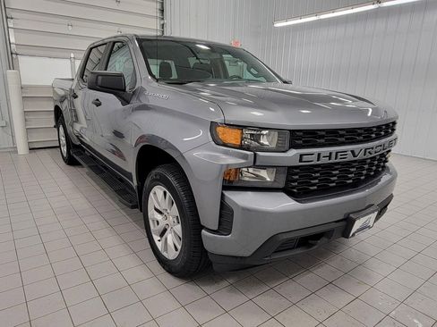 Certified 2020 Chevrolet Silverado 1500 Custom w/ Custom Convenience Package AWD/4WD image 1