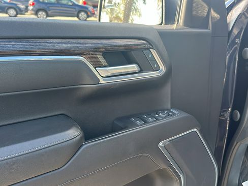 Used 2022 GMC Sierra 1500 SLE image 8