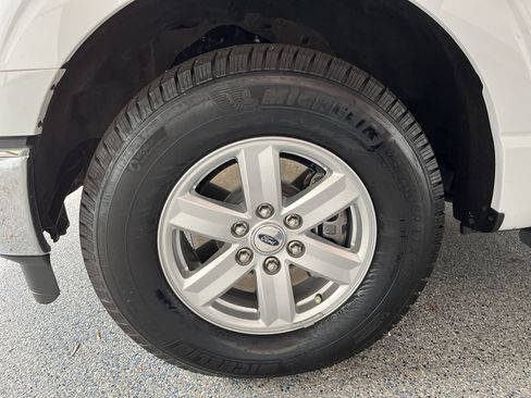 Used 2022 Ford F150 XLT w/ Equipment Group 301A Mid RWD image 29