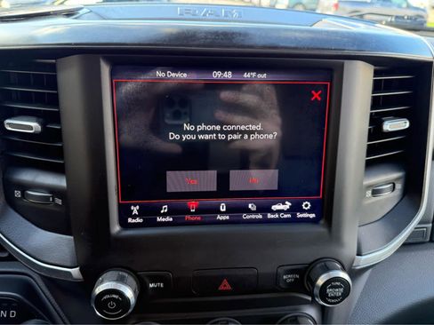 Used 2019 RAM 2500 Big Horn image 19