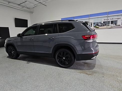 New 2026 Volkswagen Atlas SE FWD image 7