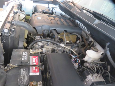Used 2017 Toyota Sequoia Platinum RWD image 75