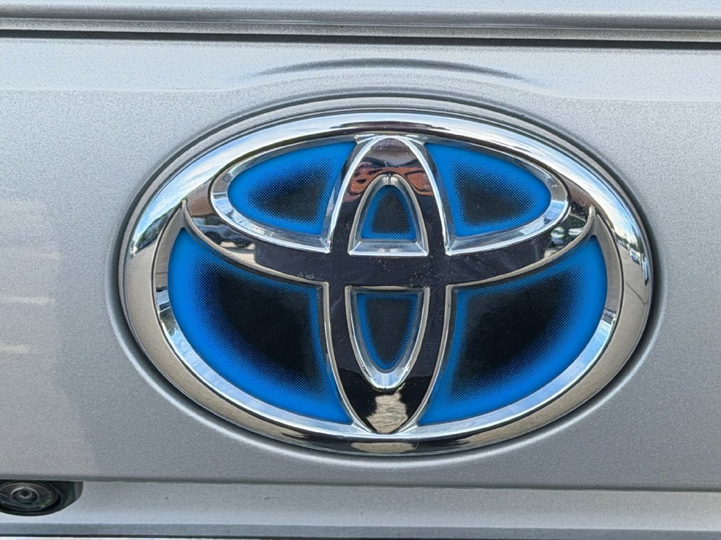 Used 2023 Toyota RAV4 SE w/ Convenience Package AWD/4WD image 34