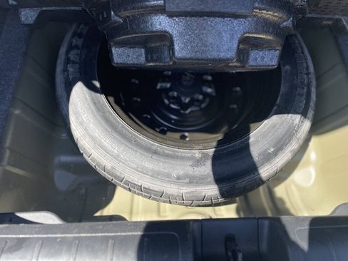 Used 2018 Honda Accord LX image 12