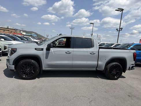 Used 2024 GMC Sierra 1500 Elevation AWD/4WD image 12