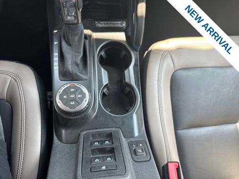 Used 2024 Ford Bronco Wildtrak AWD/4WD image 29