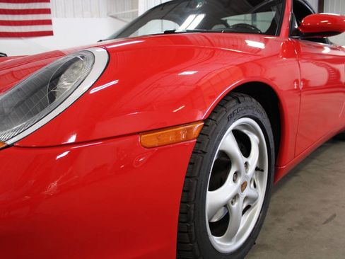 Used 1997 Porsche Boxster RWD image 11