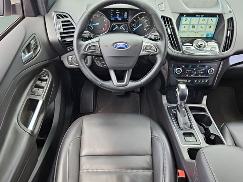 Used 2019 Ford Escape Titanium FWD image 11