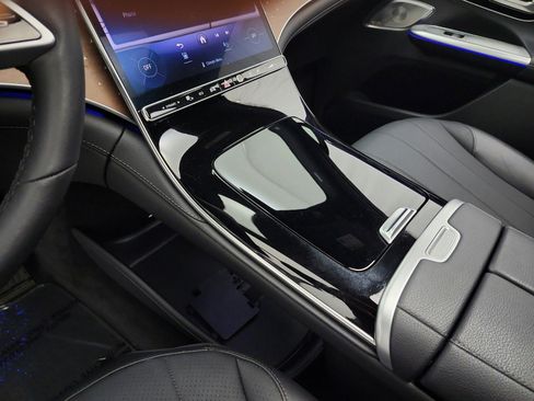 Certified 2023 Mercedes-Benz EQE 350+ SUV image 11