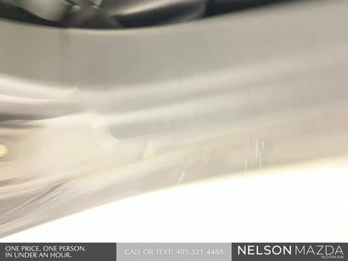 Used 2018 MAZDA MX-5 Miata Club RWD image 21