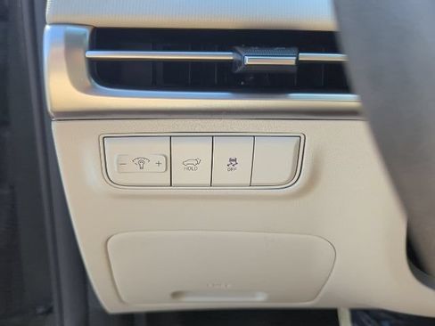Used 2025 Hyundai Tucson SEL AWD/4WD image 35
