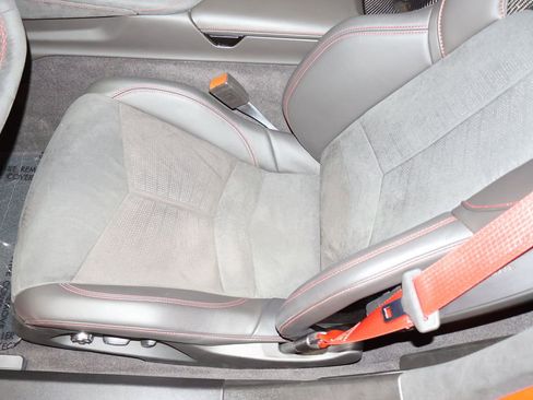 Used 2020 Chevrolet Corvette Stingray Premium Cpe w/ 3LT Preferred Equipment Group image 49