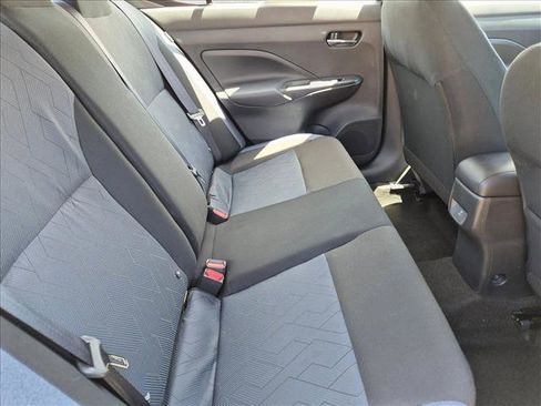 Used 2025 Nissan Versa SV FWD image 18