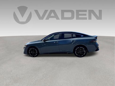 New 2026 Nissan Sentra SR w/ Floor Mat Package FWD image 25